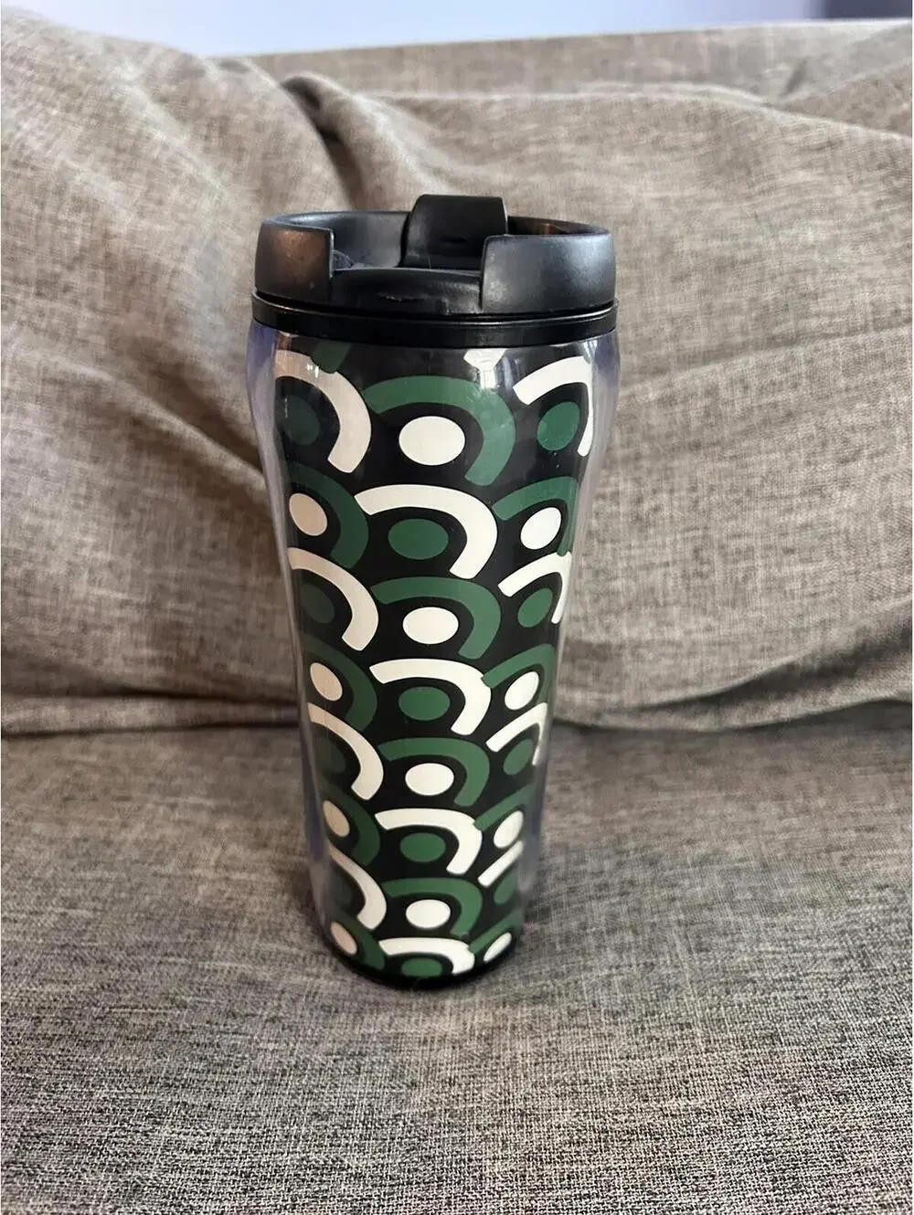 Vera Bradley Travel Mug In Imperial Tile 16 oz Flip Top Lid